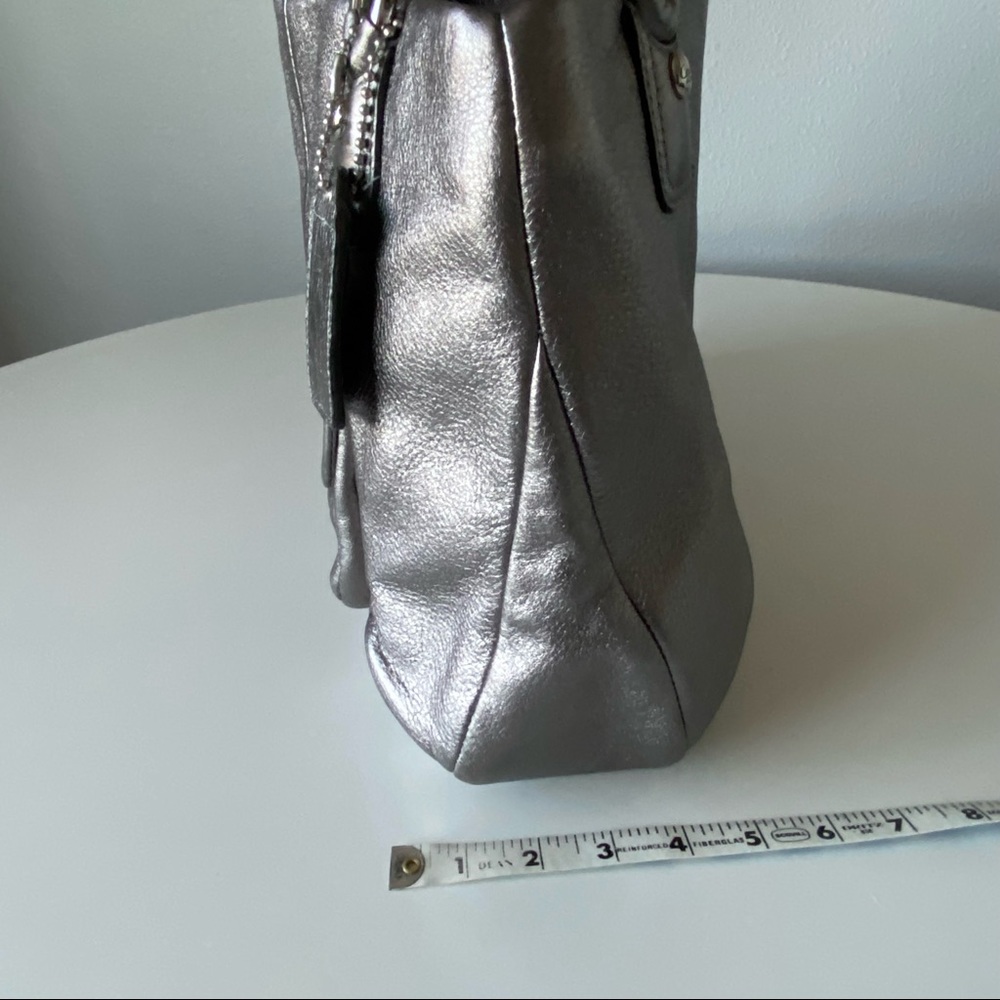 COACH Kristen leather zip top tote. Gunmetal/silver, metallic - Picture 13 of 15